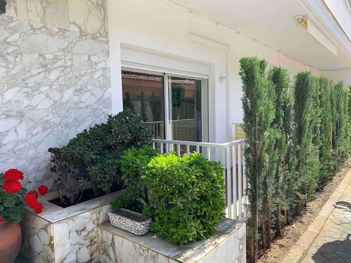Cosy Flat With Terrace, Swimming Pool And Parking In Begur Apartment
