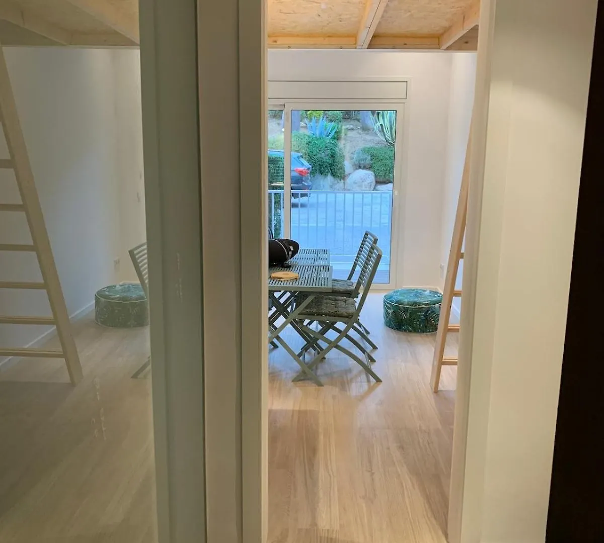 Cosy Flat With Terrace, Swimming Pool And Parking In Begur Apartment