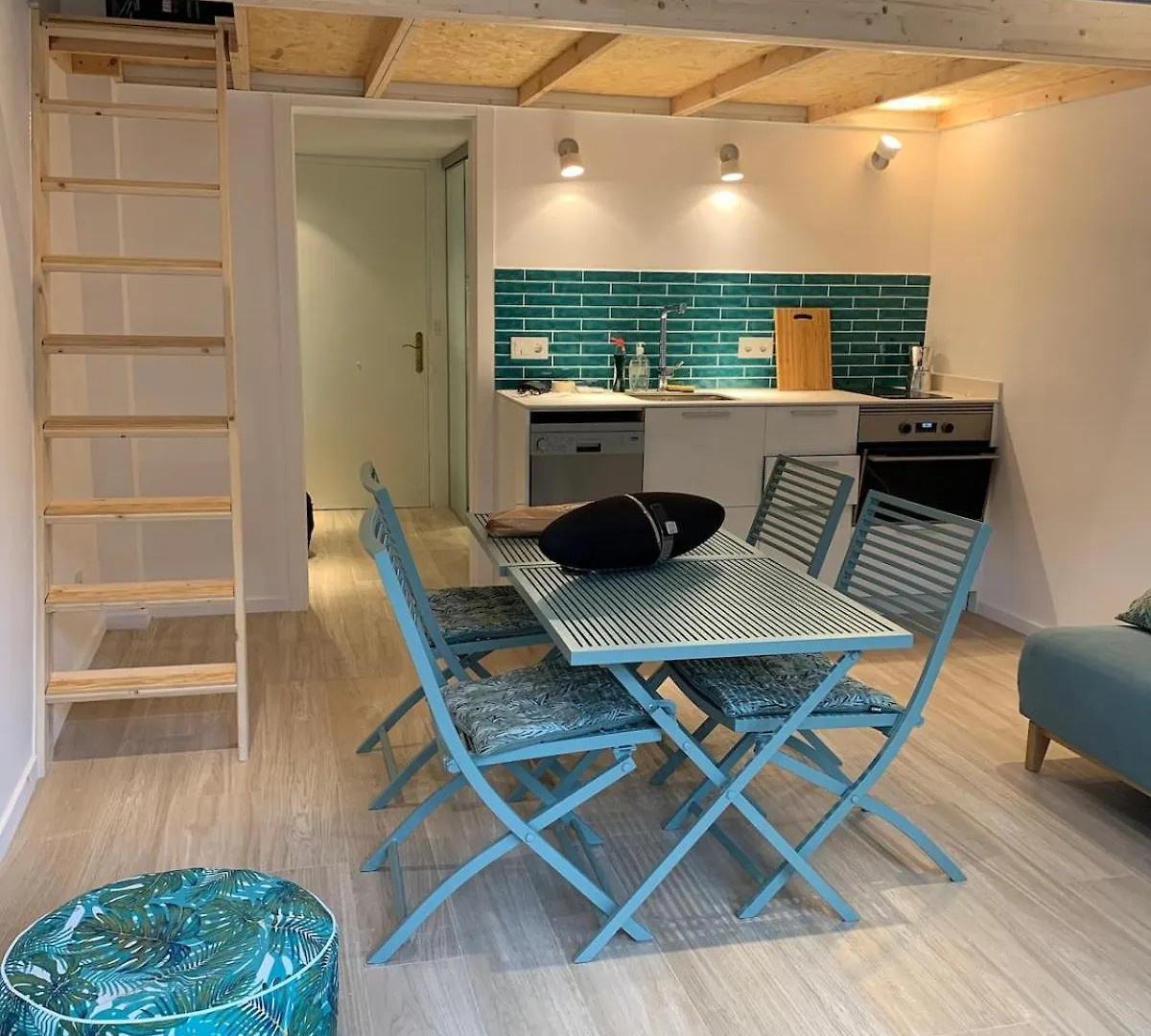 Cosy Flat With Terrace, Swimming Pool And Parking In Begur Apartment